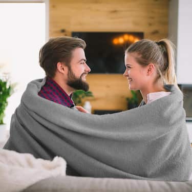 Sleezzz® Smart Kuscheldecke 150 x 200 cm Sleezzz® Smart Kuscheldecke 150 x 200 cm