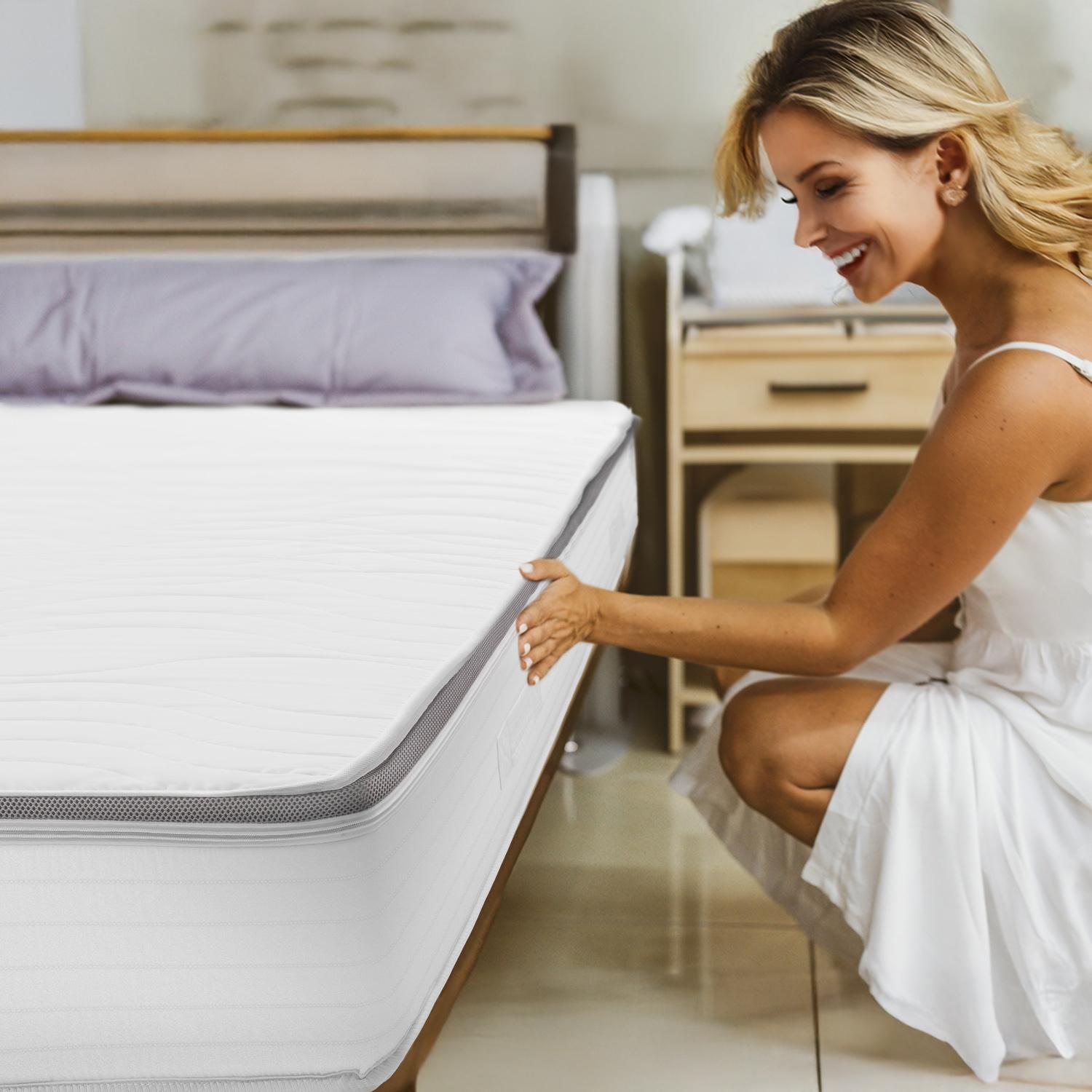 Im Schlafzimmer – Taschenfederkernmatratze Sleezzz® Diamond T1000 180 x 200 cm H2/H3 + 2 x Mikrofaser Bettset 135 x 200 cm + 80 x 80 cm