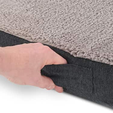 Petzzz ergonomic dog cushion Wormi M 80 x 56 x 12 cm