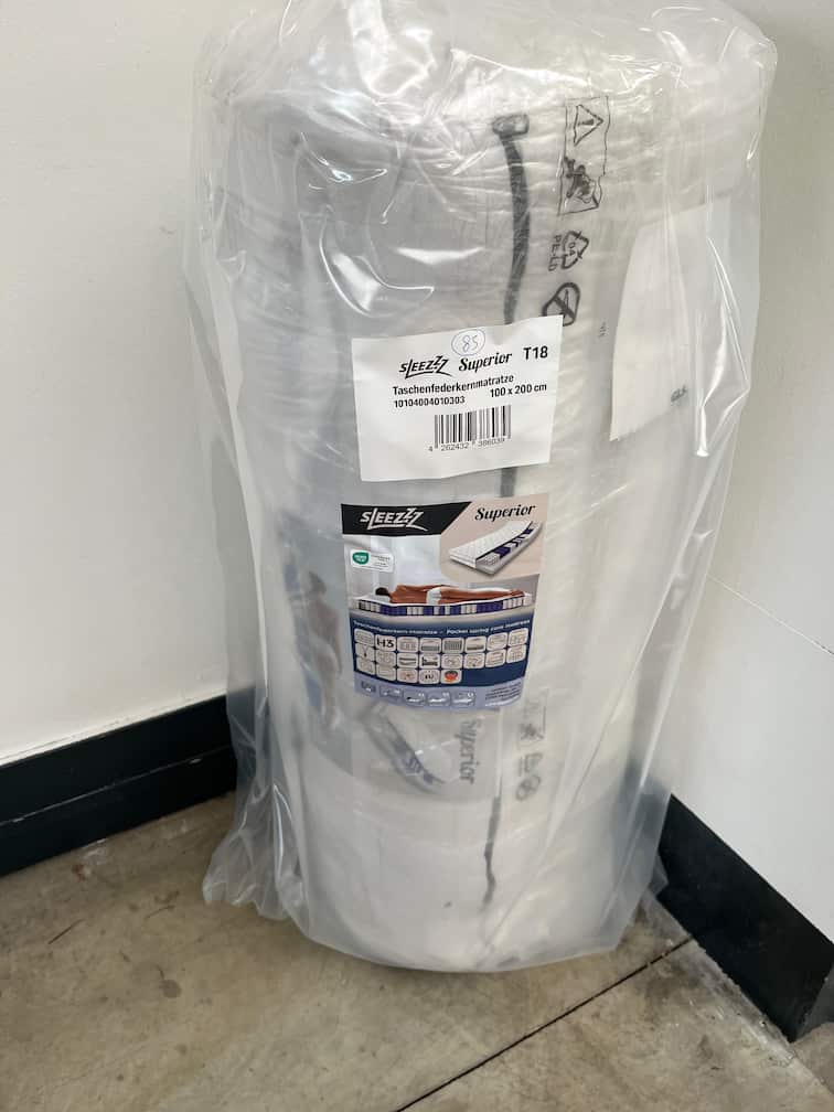Online-Retoure 7 Zonen Taschenfederkernmatratze Sleezzz Superior 100 x 200 cm, Höhe 18 cm, Härtegrad H3 Online-Retoure 7 Zonen Taschenfederkernmatratze Sleezzz Superior 100 x 200 cm, Höhe 18 cm, Härtegrad H3