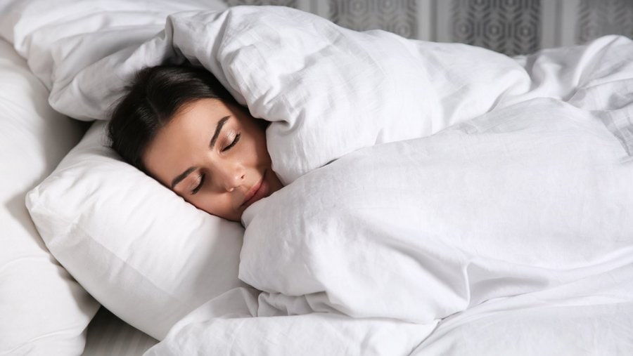 Nie wieder frieren: So schlafen Sie auch bei Kälte warm und erholsam