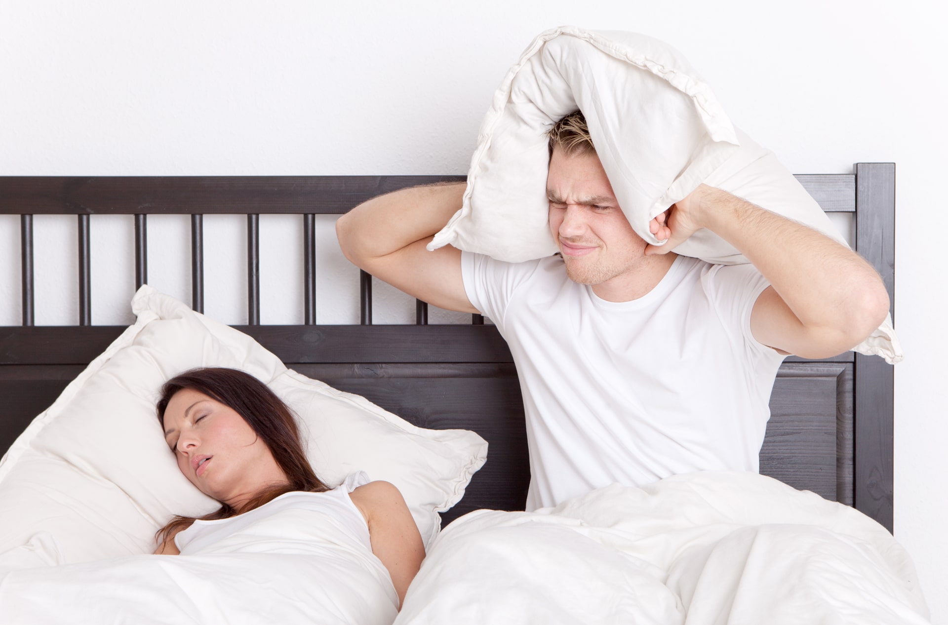 Gemeinsam schlafen trotz Schnarchen – So bleibt das Bett ein Ort der Zweisamkeit